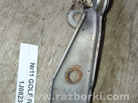 ФОТО Завіси капота (петлі) для Volkswagen Golf (різні не сортовані) Львів