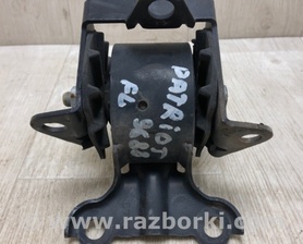 Подушка двигуна Jeep Patriot (10-17)