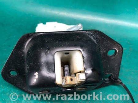 ФОТО Замок кришки багажника для Nissan Rogue (08-14) Київ
