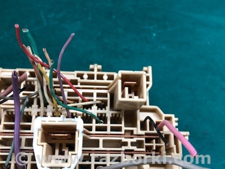 ФОТО Блок запобіжників салон для Nissan Rogue (08-14) Київ