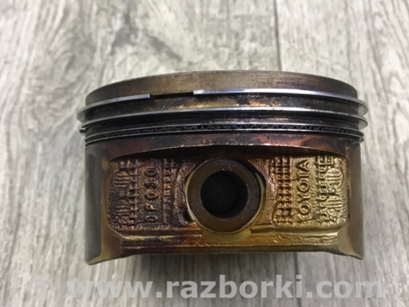 ФОТО Поршень для Toyota Land Cruiser Prado J120 (02-09) Київ