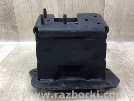 ФОТО Кронштейн підсилювача переднього бампера для Nissan Murano Z51 (08-14) Київ