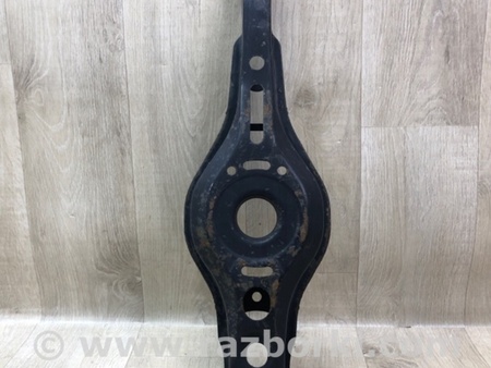 ФОТО Важіль задньої підвіски нижній поперечний для Toyota Prius IV XW50 (15-22) Київ