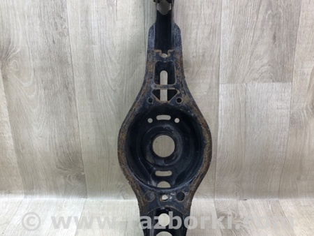 ФОТО Важіль задньої підвіски нижній поперечний для Toyota Prius IV XW50 (15-22) Київ