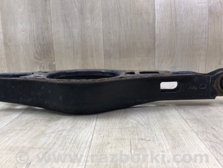 ФОТО Важіль задньої підвіски нижній поперечний для Toyota Prius IV XW50 (15-22) Київ