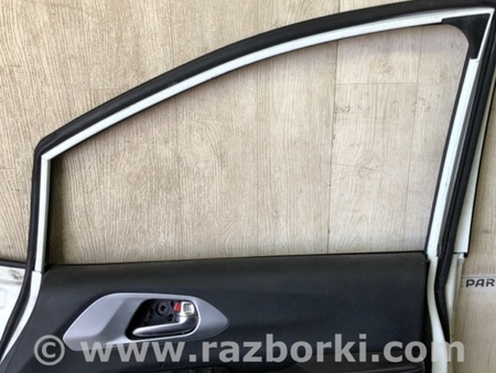 ФОТО Двері для Chrysler Pacifica II RU (16-21) Київ