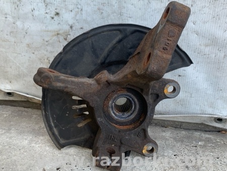 ФОТО Кулак поворотний для Nissan Versa B17 Київ