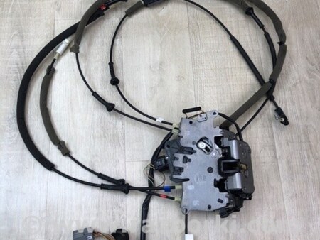 ФОТО Замок двері бічної для Chrysler Pacifica II RU (16-21) Київ