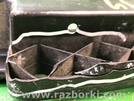 ФОТО Кронштейн заднього бампера для Volkswagen Passat B7 (09.2010-06.2015) Київ