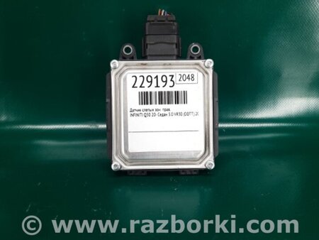 ФОТО датчик сліпих зон для Infiniti Q50 Київ