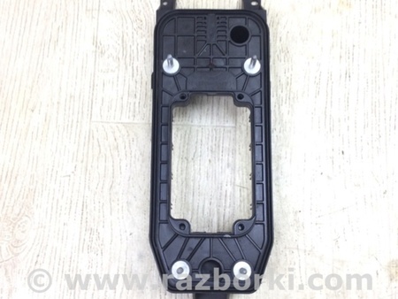 ФОТО Кронштейн для Volkswagen Tiguan (11-17) Київ