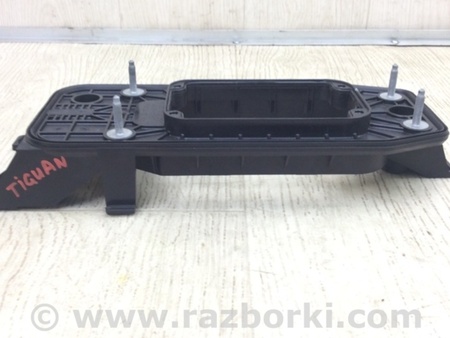 ФОТО Кронштейн для Volkswagen Tiguan (11-17) Київ