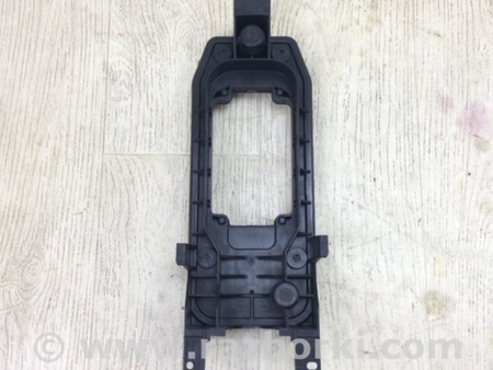 ФОТО Кронштейн для Volkswagen Tiguan (11-17) Київ