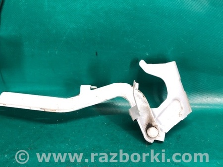 ФОТО Петля капоту для Nissan Juke (10-19) Київ