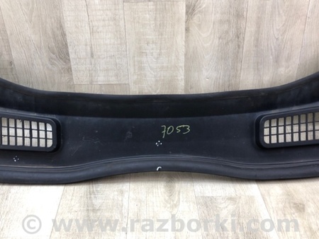 ФОТО Пластик під лобове скло / Жабо для Ford Escape 3 (01.2012-12.2018) Київ