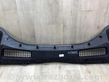 ФОТО Пластик під лобове скло / Жабо для Ford Escape 3 (01.2012-12.2018) Київ