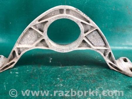 ФОТО Кронштейн проміжного валу для Volkswagen Tiguan (11-17) Київ