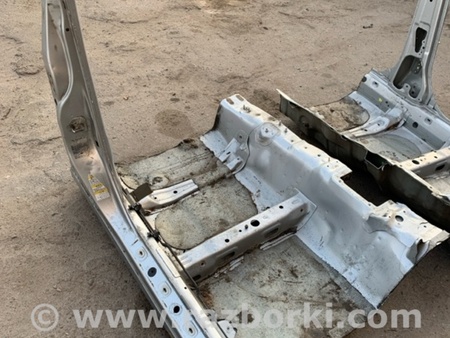 ФОТО Центральная стойка кузова правая для Subaru Forester SG S11 (02-08) Київ