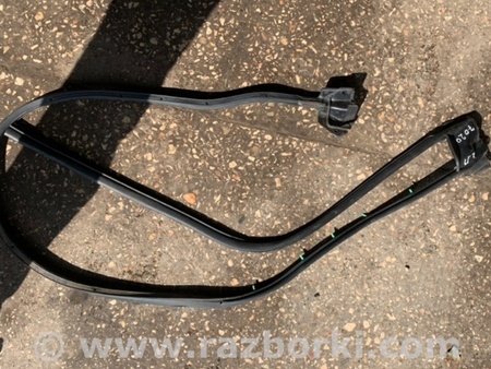 ФОТО Уплотнительная резинка передняя левая для Subaru Forester SG S11 (02-08) Київ