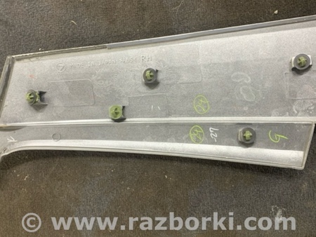 ФОТО Накладка на кузов правая для Subaru Forester SG S11 (02-08) Київ