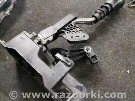 ФОТО Кулиса для Nissan Juke (10-19) Київ