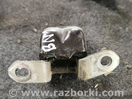 ФОТО Петля двери для Nissan Juke (10-19) Київ
