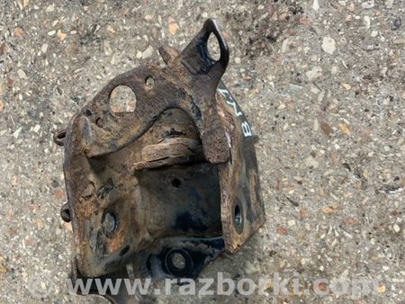 ФОТО Крепление балки подвески заднее левое для Nissan Juke (10-19) Київ