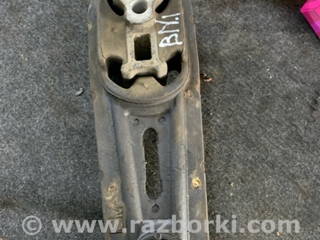 ФОТО Подушка двигателя для Nissan Juke (10-19) Київ