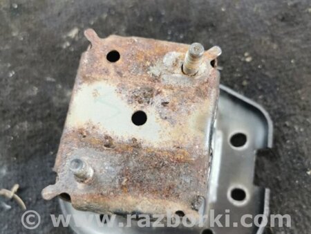 ФОТО Крепление усилителя бампера заднее левое для Nissan Juke (10-19) Київ