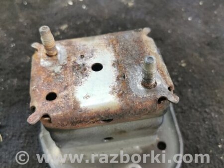 ФОТО Крепление усилителя бампера заднее левое для Nissan Juke (10-19) Київ