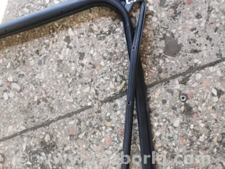 ФОТО Уплотнительная резинка задняя левая для Nissan Juke (10-19) Київ