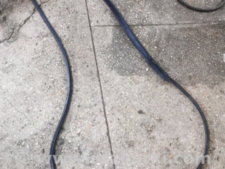 ФОТО Уплотнительная резинка передняя левая для Nissan Juke (10-19) Київ