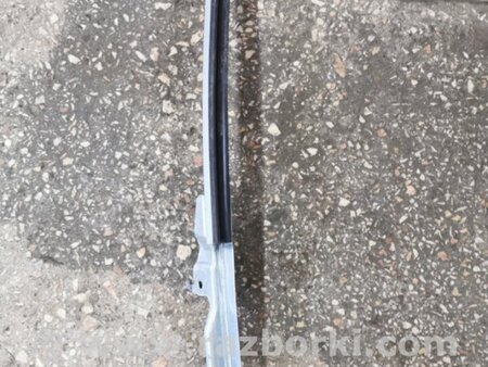 ФОТО Направляющая стекла задняя левая для Nissan Juke (10-19) Київ