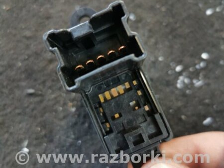 ФОТО Кнопка стеклоподъемника задняя левая для Nissan Juke (10-19) Київ