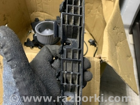 ФОТО Кронштейн левый для KIA Sportage SL (10-16) Київ