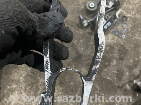 ФОТО Кронштейн для Volvo XC90 II SPA (2015-) Київ