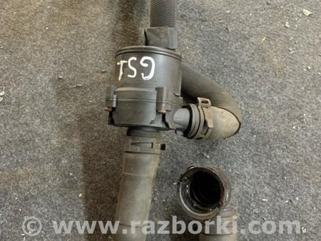 ФОТО Патрубок радиатора для Jaguar XE X760 (15-24) Київ