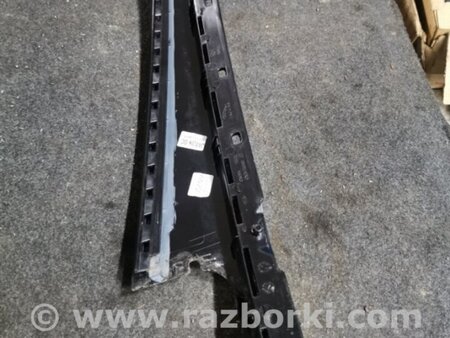 ФОТО Накладка на дверь задняя правая для Jaguar XE X760 (15-24) Київ