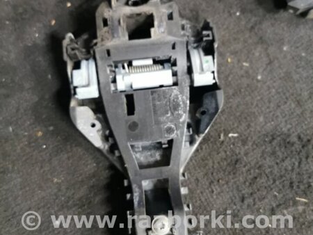 ФОТО Кронштейн ручки дверной задний правый для Jaguar XE X760 (15-24) Київ