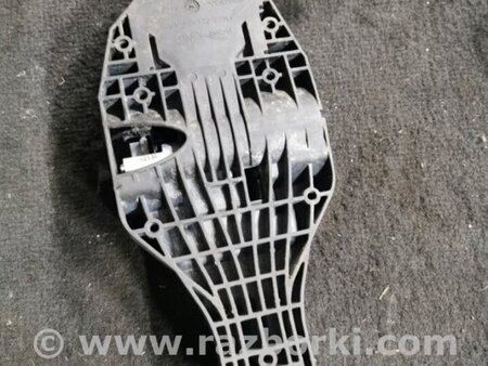 ФОТО Кронштейн ручки дверной передний правый для Jaguar XE X760 (15-24) Київ