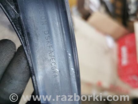 ФОТО Направляющая стекла задняя правая для Jaguar XE X760 (15-24) Київ