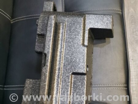 ФОТО Наполнитель багажника для Jaguar XE X760 (15-24) Київ