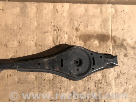 ФОТО Важіль задньої підвіски нижній поперечний для Volkswagen Jetta USA (10-17) Київ