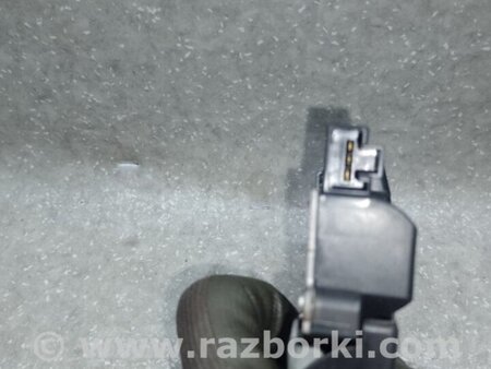 ФОТО Замок кришки багажника для Toyota Camry 50 XV55 (14-18)  Київ