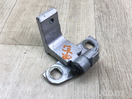 ФОТО Петля двері верхня для Volvo S60 (різне не сортоване) (00-24) Київ