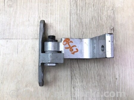 ФОТО Петля двері верхня для Volvo S60 (різне не сортоване) (00-24) Київ