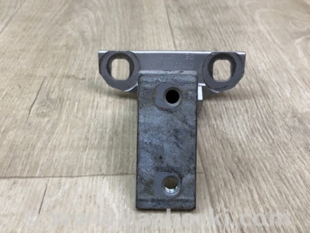 ФОТО Петля двері верхня для Volvo S60 (різне не сортоване) (00-24) Київ