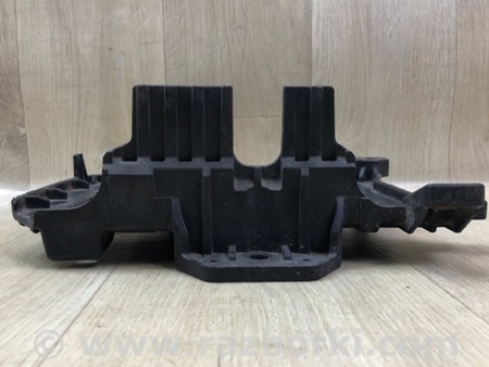 ФОТО Полиця акумулятора для KIA Soul 2 PS (13-18) Київ