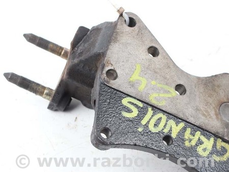 ФОТО Детали моторной группы для Mitsubishi Grandis Київ