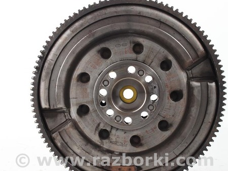 ФОТО Детали моторной группы для Hyundai i40 VF (11-21) Київ